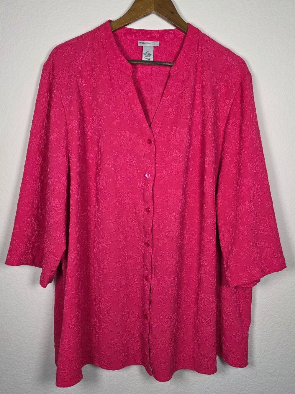 Maggie Barnes for Catherines Pink Textured Floral Button Up Blouse Top 2X 22W 24